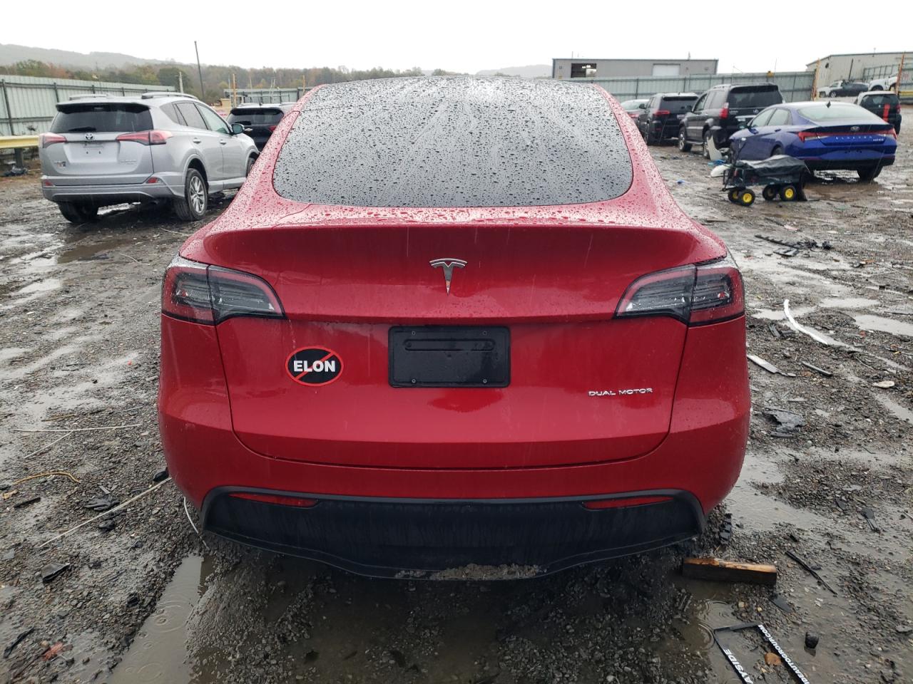 2023 Tesla Model Y VIN: 7SAYGDEE3PF823465 Lot: 90017355