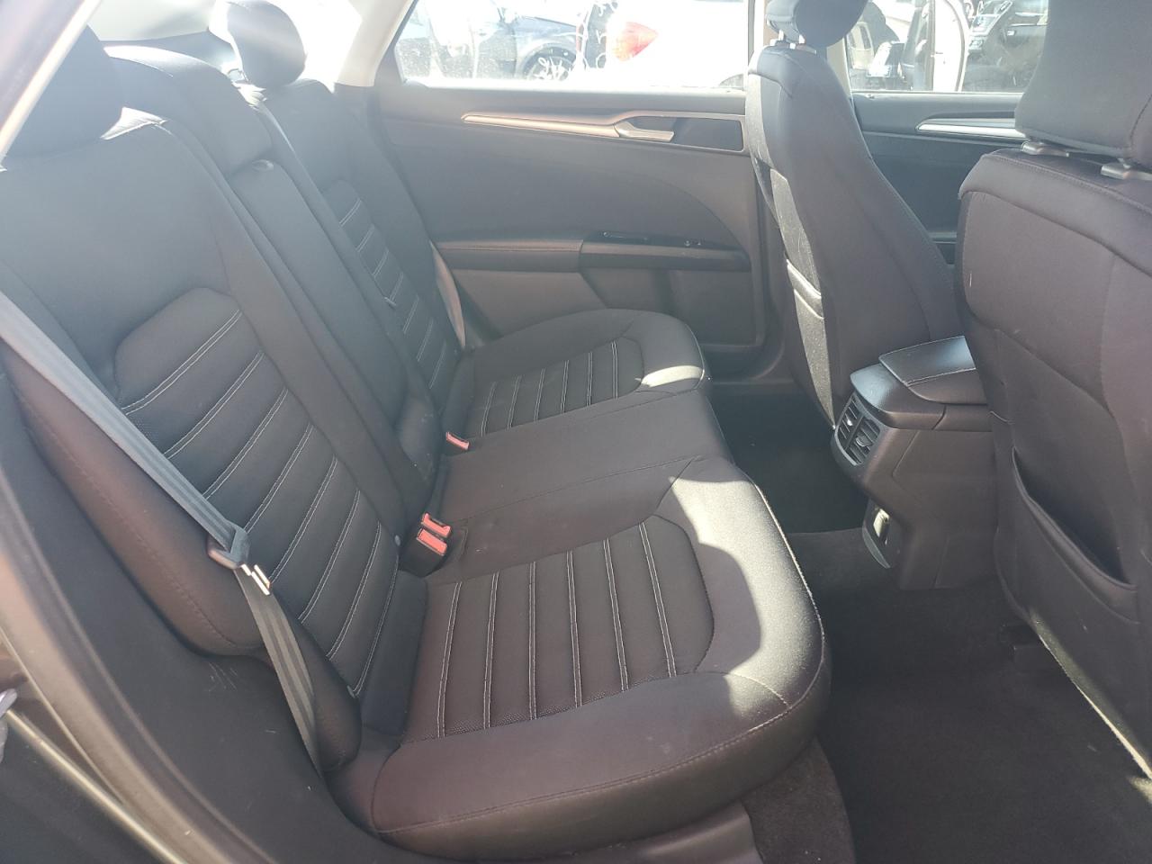 2015 Ford Fusion Se VIN: 1FA6P0H76F5117977 Lot: 82316735