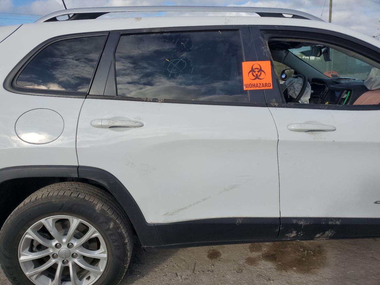 2020 Jeep Cherokee Latitude VIN: 1C4PJMCBXLD611747 Lot: 84985205