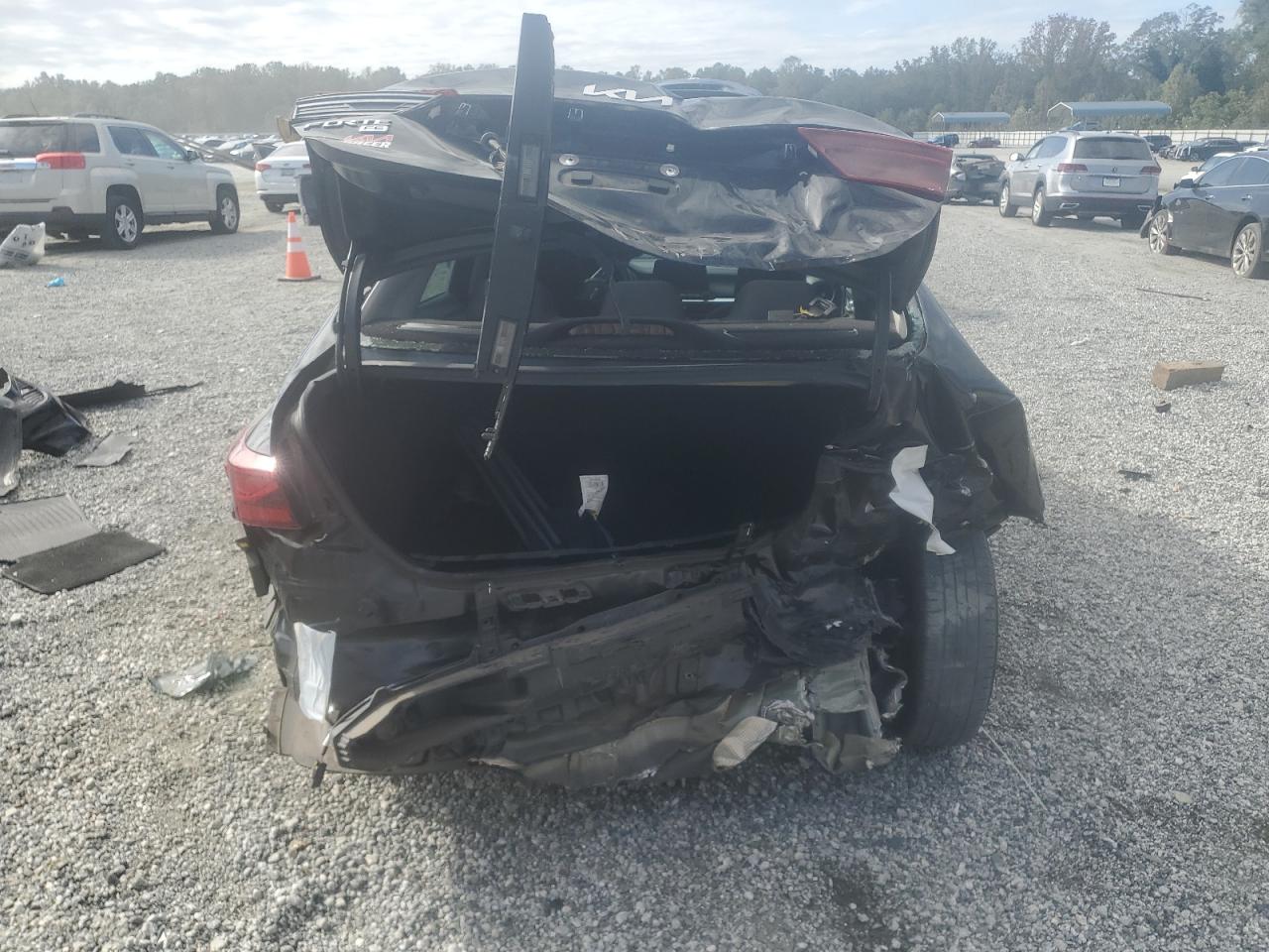 2023 Kia Forte Lx VIN: 3KPF24AD7PE551668 Lot: 85861375