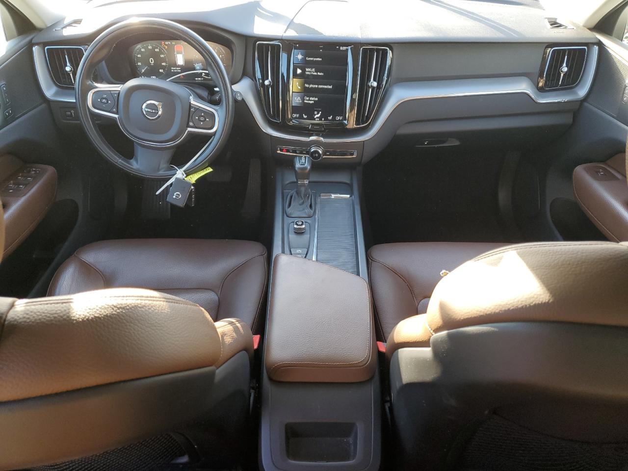 2018 Volvo Xc60 T5 VIN: LYV102RK0JB068923 Lot: 90018685