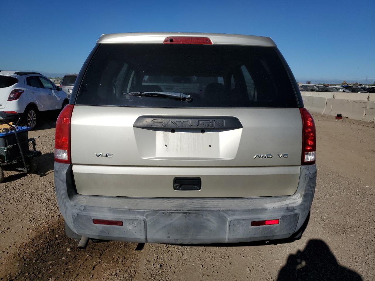 2002 Saturn Vue VIN: 5GZCZ63B12S817079 Lot: 85135025