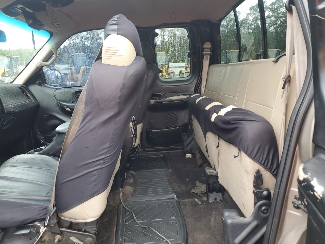 2001 Ford F150 VIN: 2FTRX18L31CA42275 Lot: 85001215