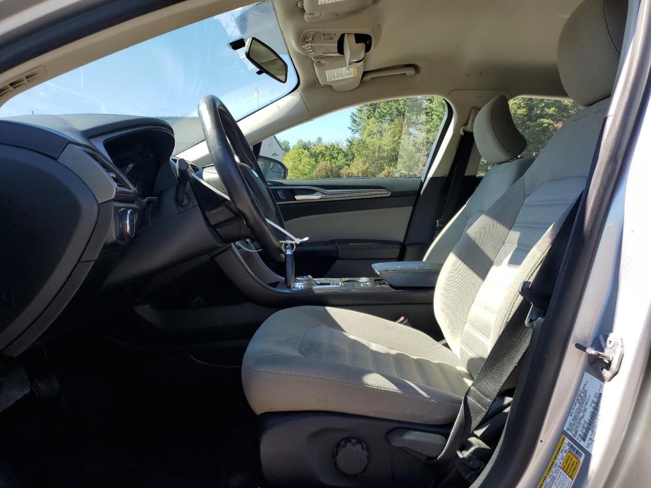 2017 Ford Fusion S VIN: 3FA6P0G79HR258317 Lot: 84638425
