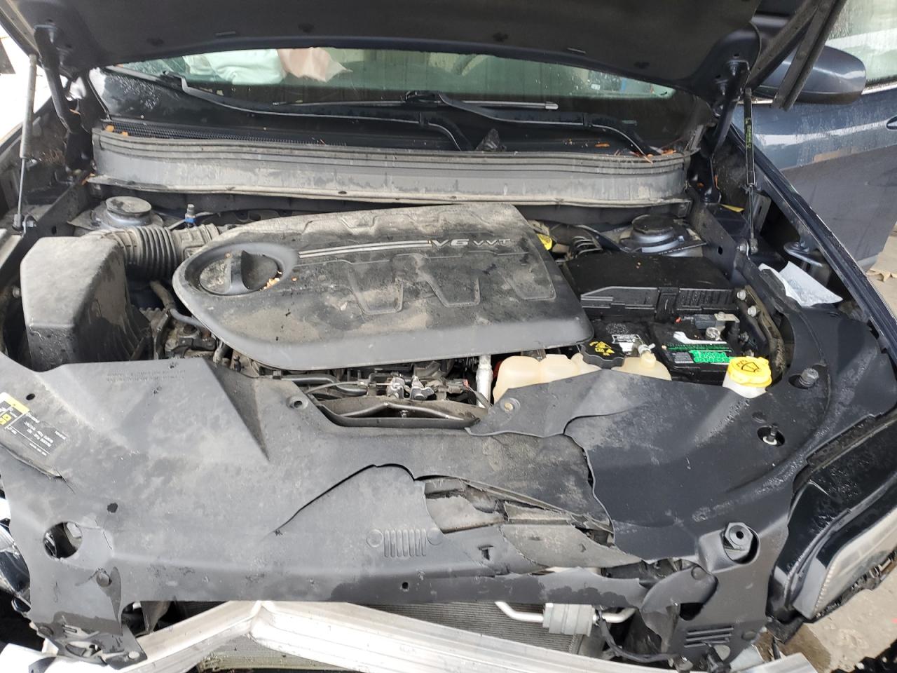 2019 Jeep Cherokee Latitude VIN: 1C4PJLCXXKD439773 Lot: 90417455