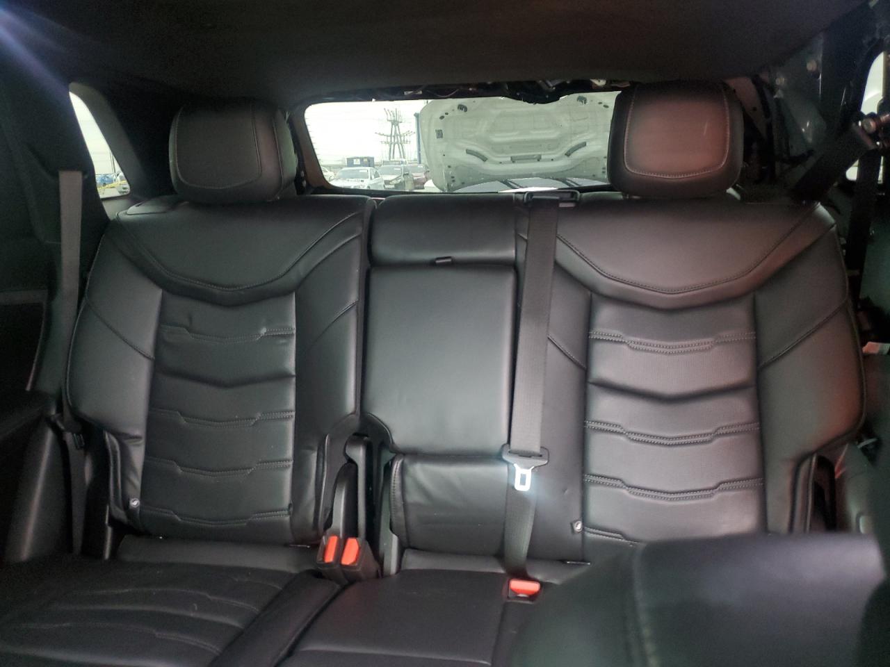 2022 Cadillac Xt5 Platinum Premium Luxury VIN: 1GYKNFR46NZ141526 Lot: 89880515