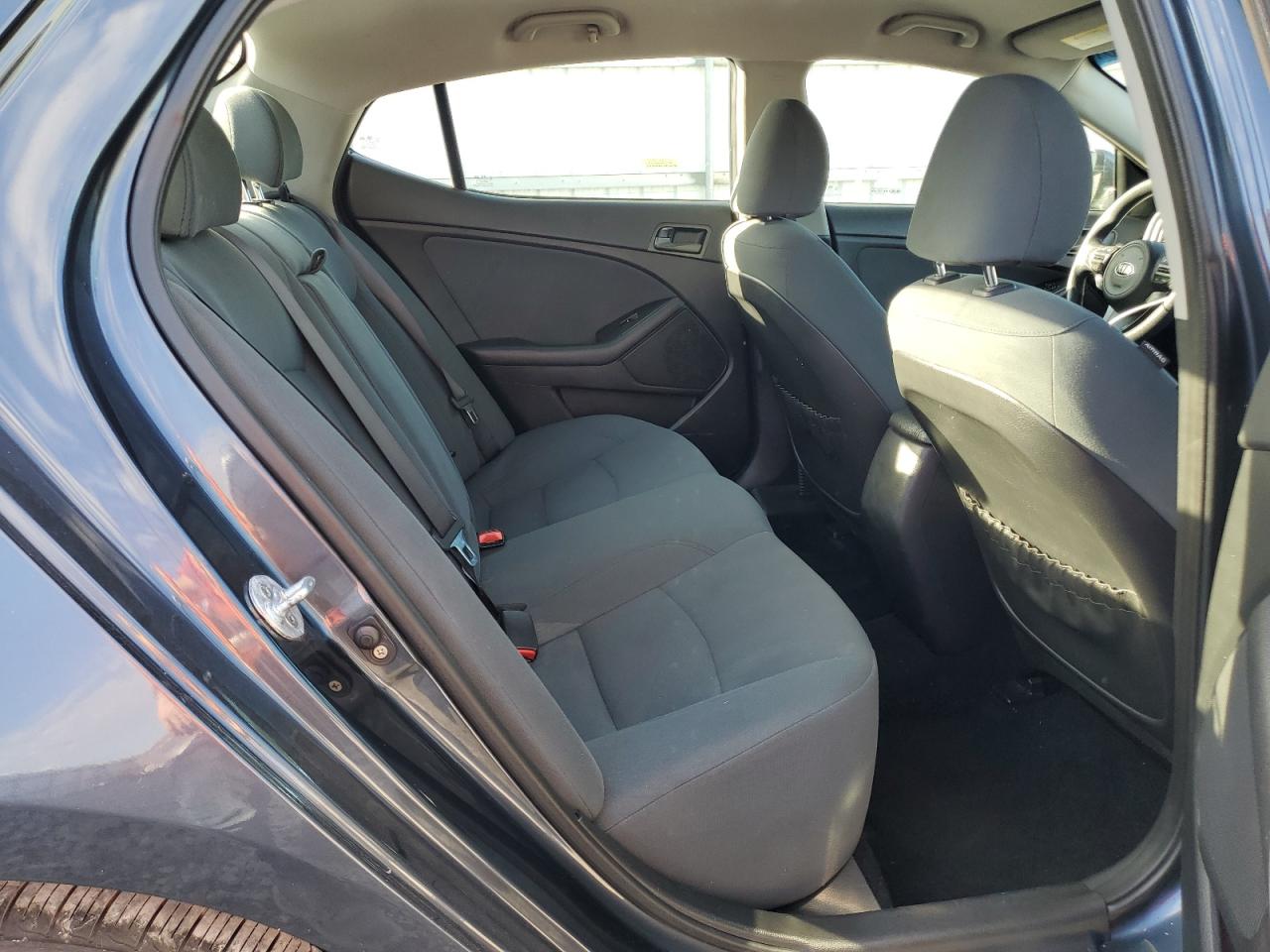 2015 Kia Optima Lx VIN: KNAGM4A7XF5556072 Lot: 85493765