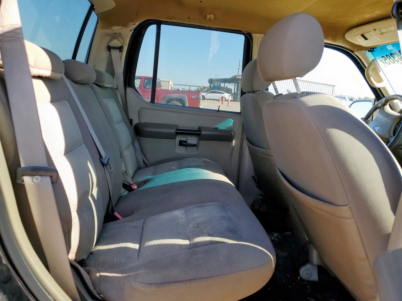 2005 Ford Explorer Sport Trac VIN: 1FMZU67K25UA00339 Lot: 85004385