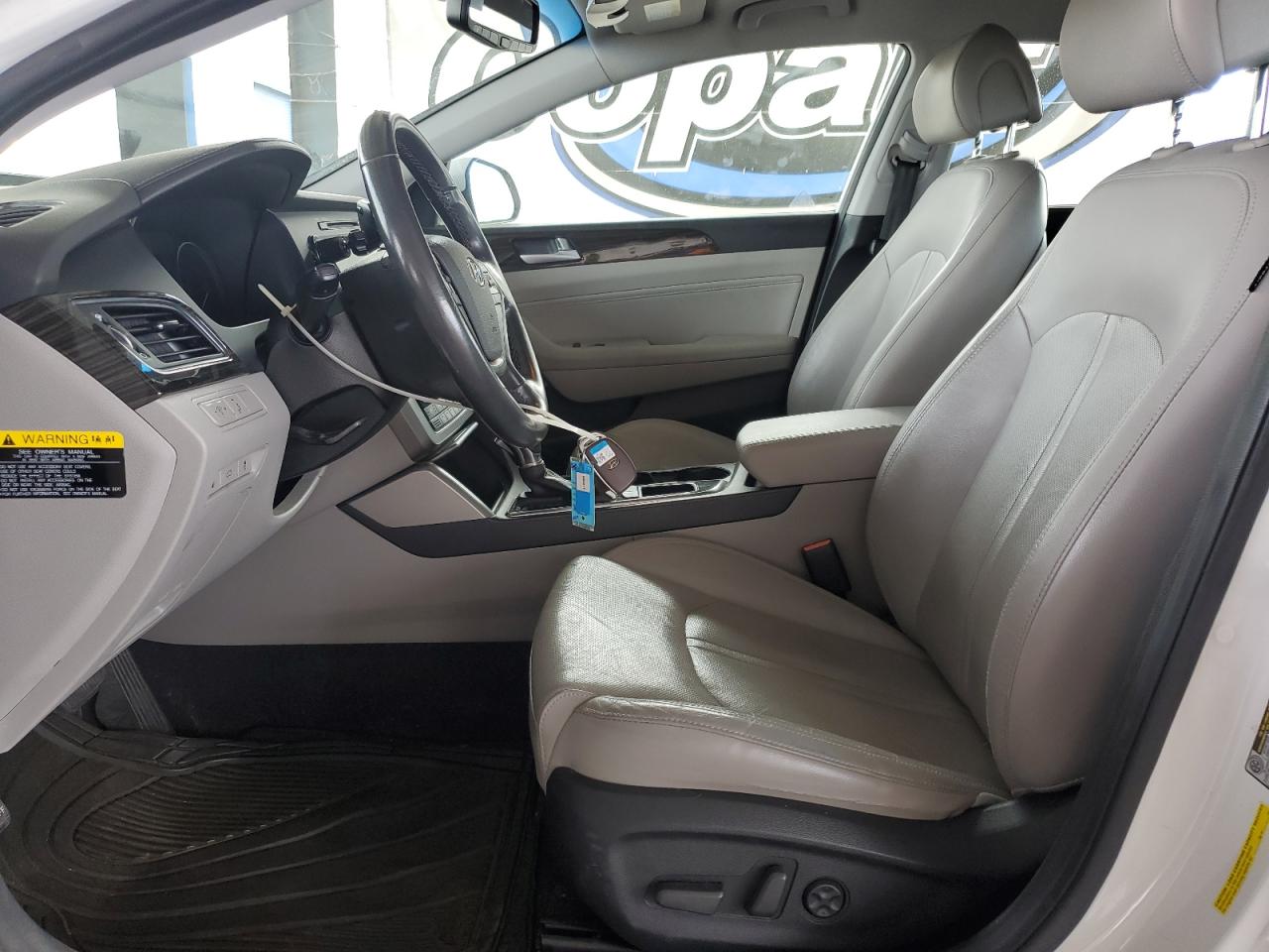 2017 Hyundai Sonata Hybrid VIN: KMHE34L1XHA051399 Lot: 85127675