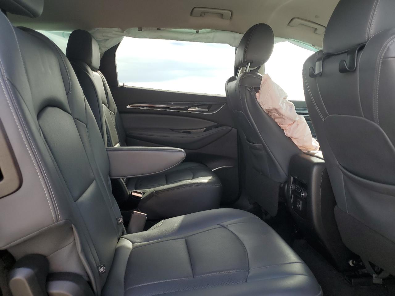 2020 Buick Enclave Essence VIN: 5GAERBKW5LJ171366 Lot: 87101025