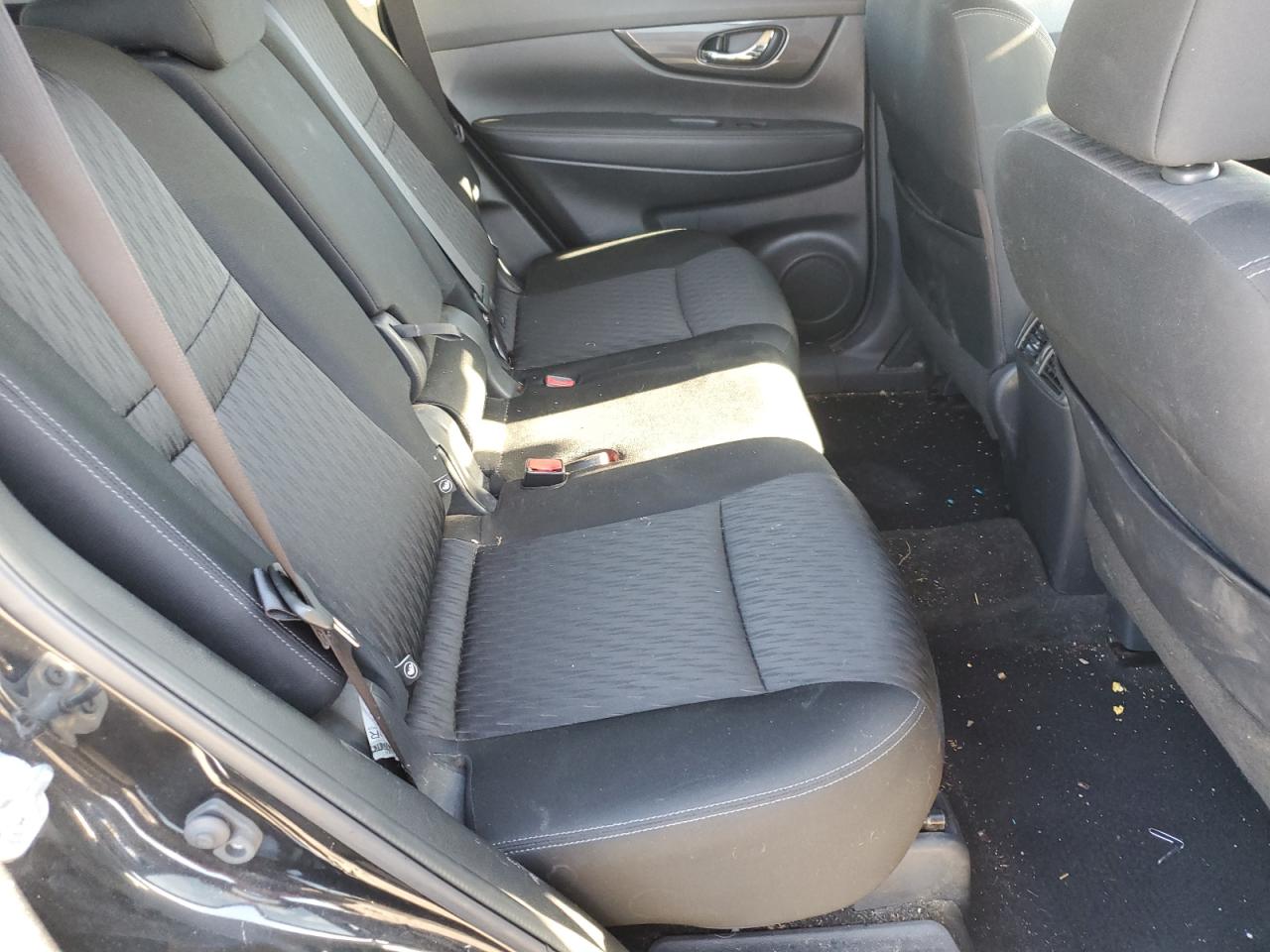2017 Nissan Rogue S VIN: KNMAT2MV3HP536165 Lot: 82598265