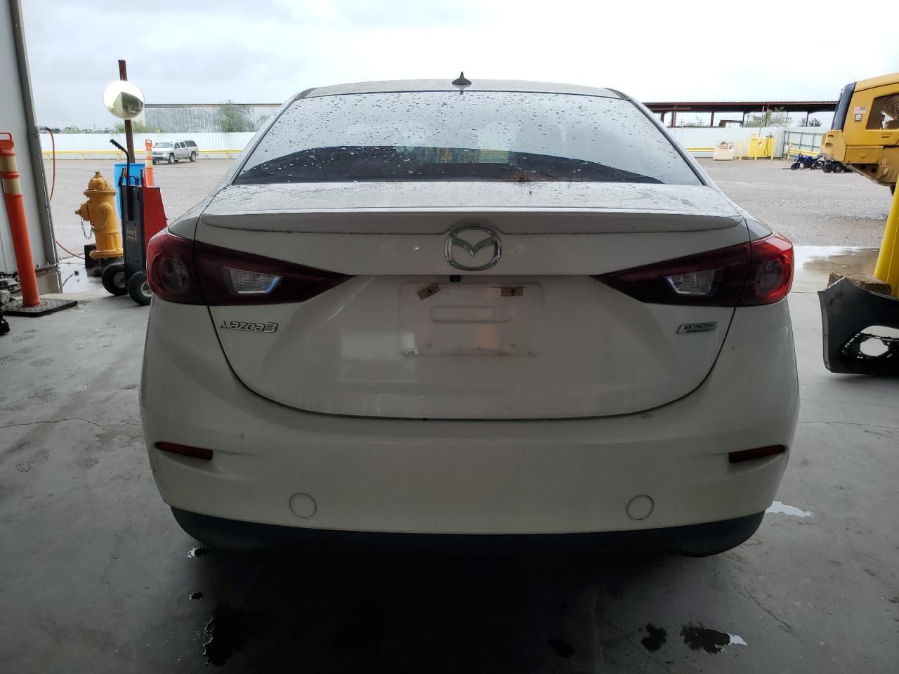 2014 Mazda 3 Grand Touring VIN: JM1BM1W39E1180505 Lot: 85932995