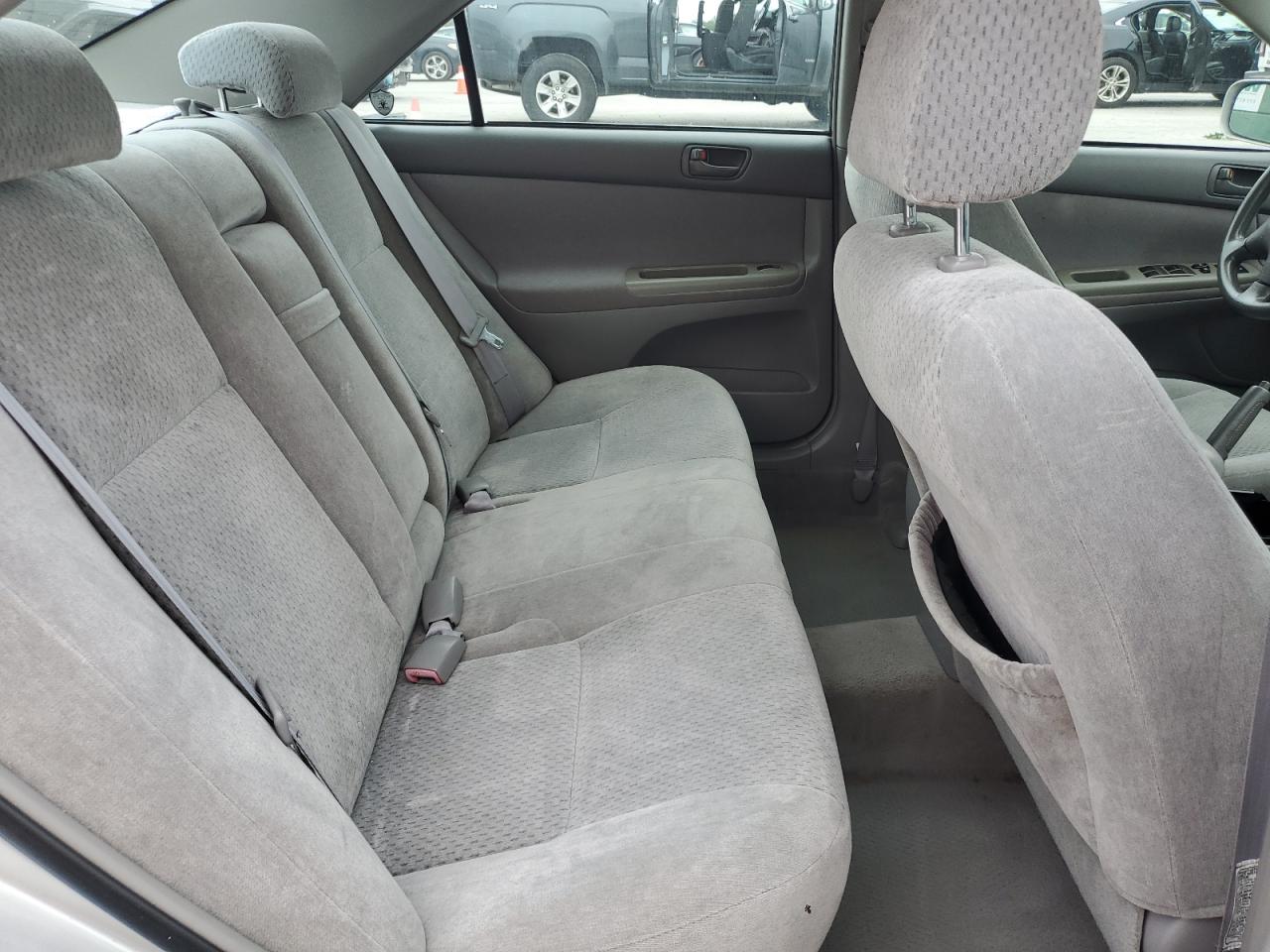 2004 Toyota Camry Le VIN: 4T1BE32K84U881597 Lot: 85876235