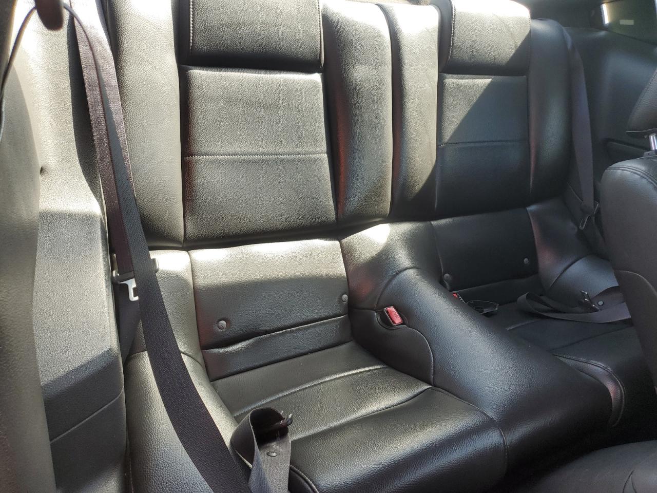 2005 Ford Mustang VIN: 1ZVHT80N455258548 Lot: 84403995