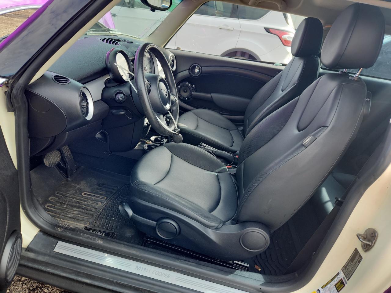 2013 Mini Cooper VIN: WMWSU3C59DT687552 Lot: 85378465