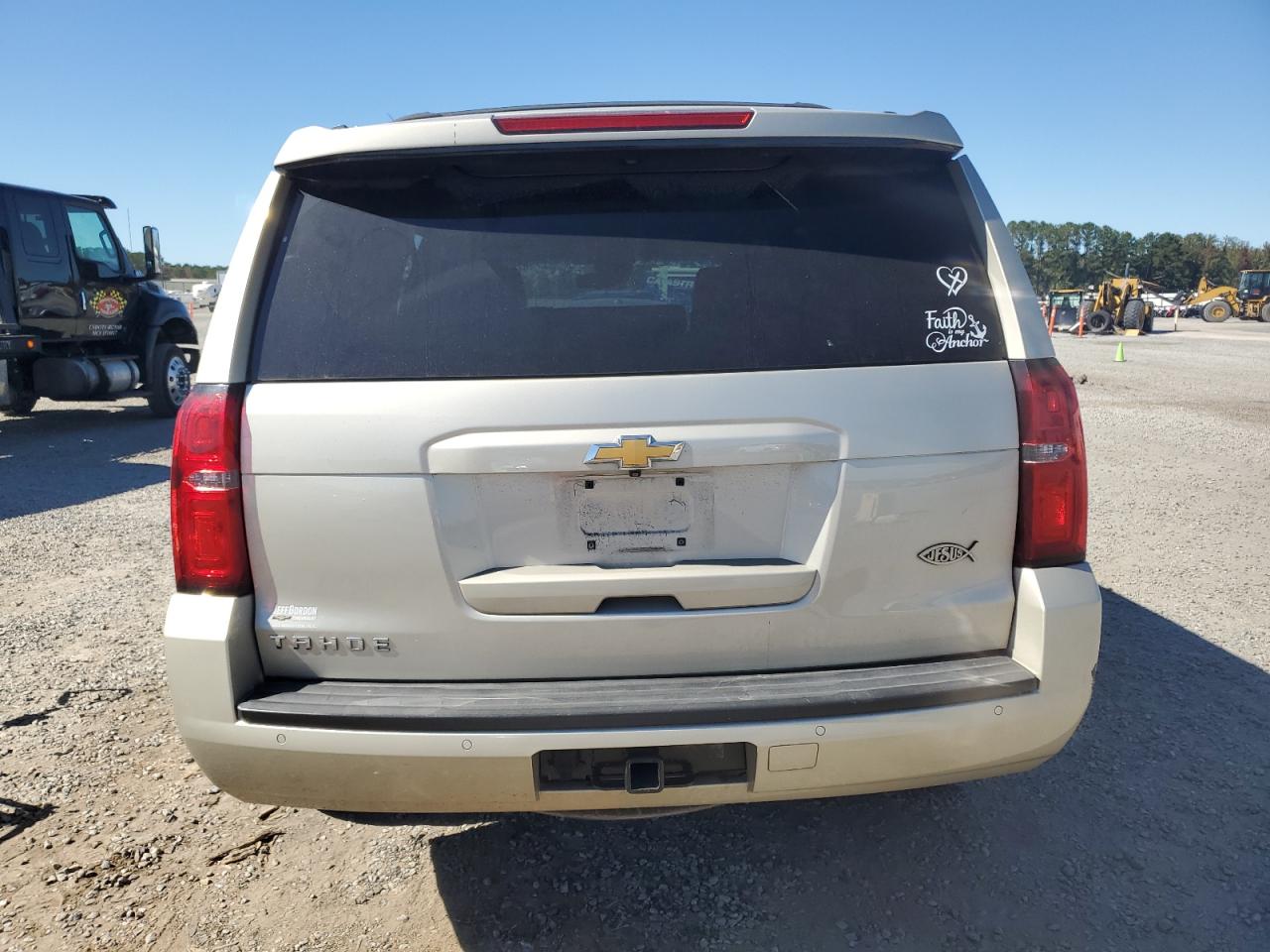 2015 Chevrolet Tahoe K1500 Lt VIN: 1GNSKBKC1FR292064 Lot: 82631775