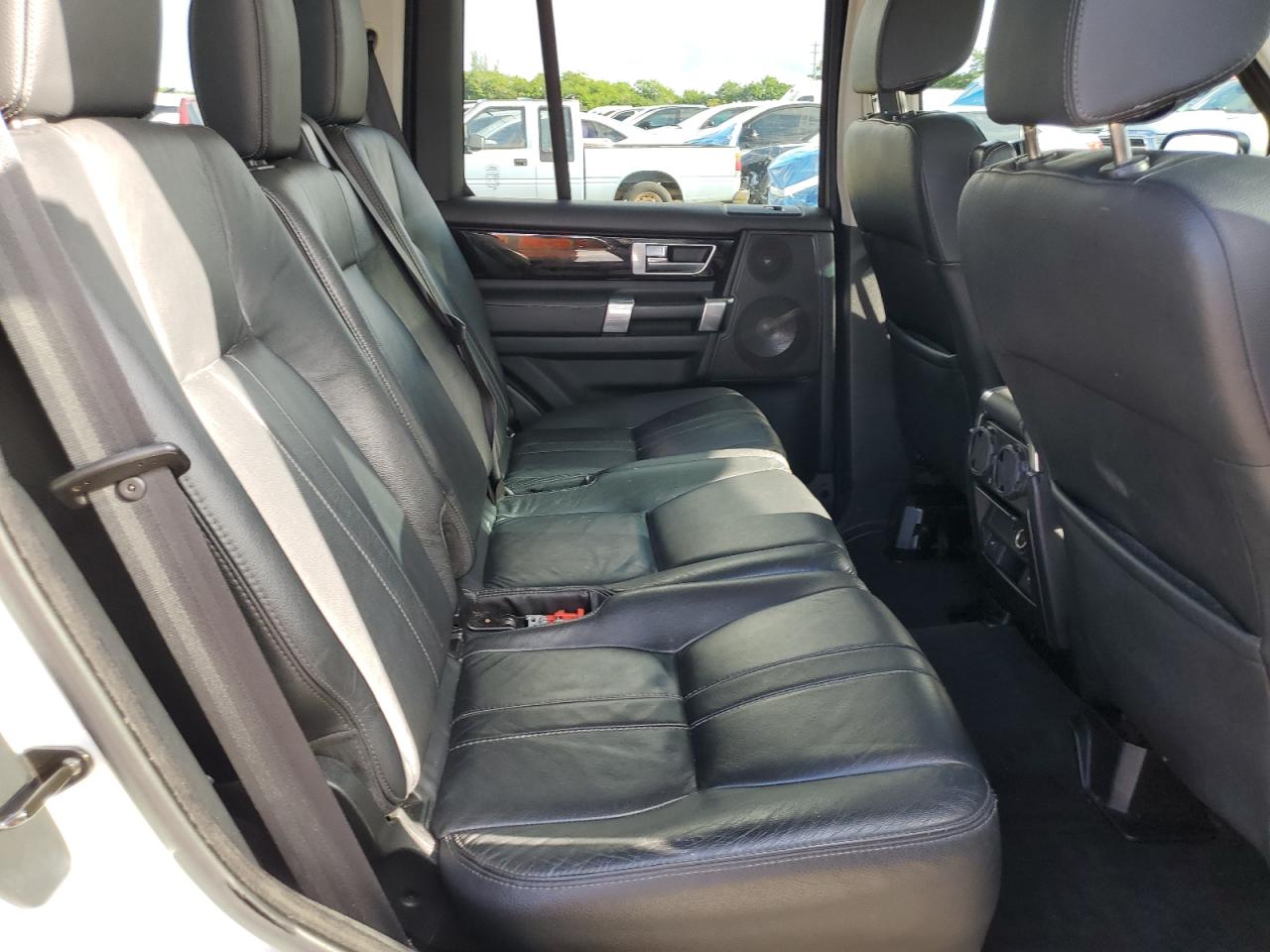 2011 Land Rover Lr4 Hse VIN: SALAG2D41BA565517 Lot: 85663155