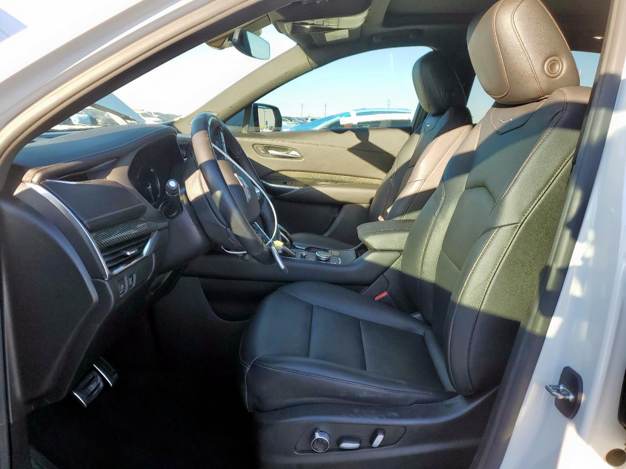 2023 Cadillac Xt4 Sport VIN: 1GYFZER43PF102610 Lot: 90420175