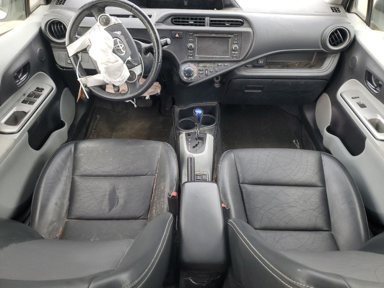 2013 Toyota Prius C VIN: JTDKDTB39D1034329 Lot: 86816285