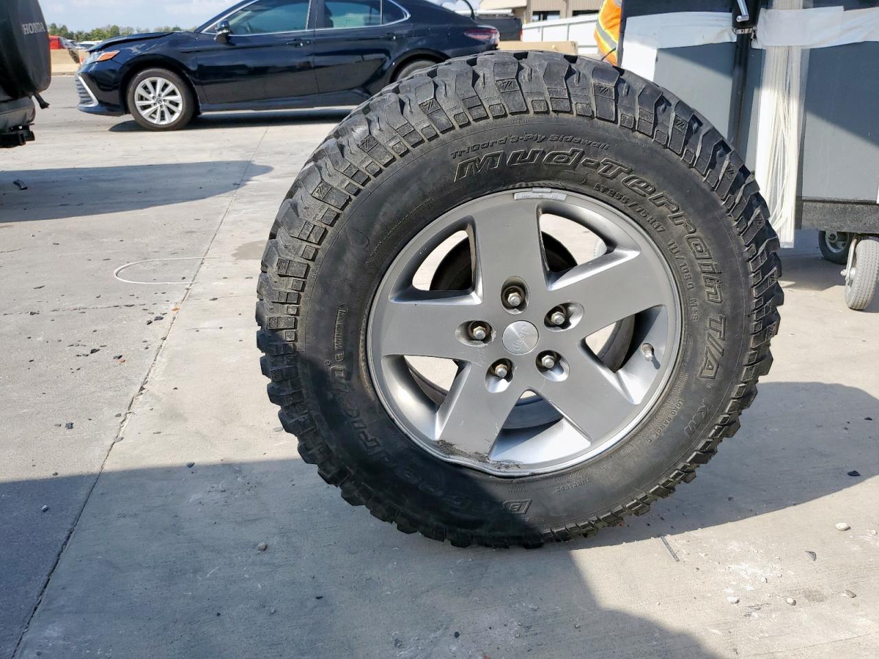 2001 Jeep Wrangler / Tj Sport VIN: 1J4FA49S01P305620 Lot: 85516025