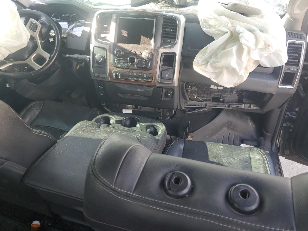 2018 Ram 2500 Laramie VIN: 3C6UR5FL6JG216722 Lot: 85714105