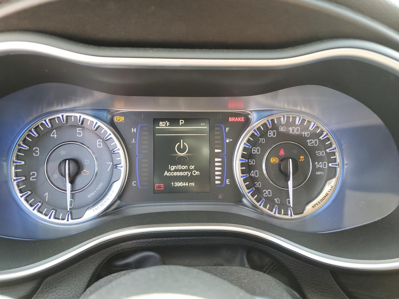 2015 Chrysler 200 Limited VIN: 1C3CCCAB6FN562927 Lot: 82717025