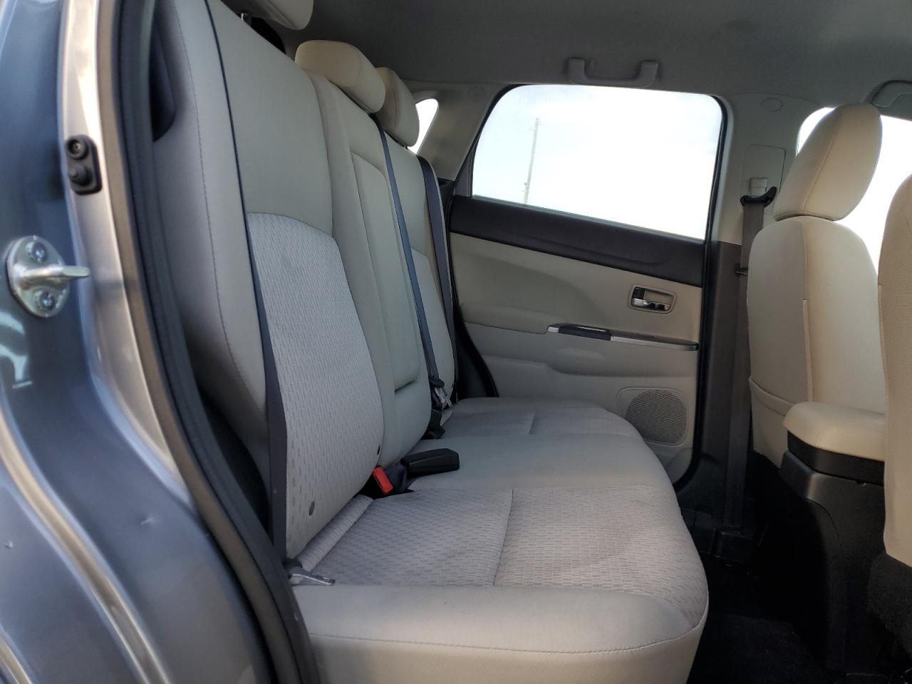 2018 Mitsubishi Outlander Sport Es VIN: JA4AP3AU3JU019651 Lot: 82276985