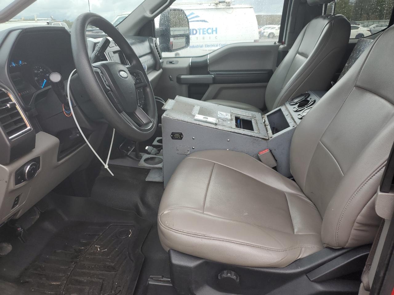 2017 Ford F550 Super Duty VIN: 1FD0X5HT9HEC82141 Lot: 87164535