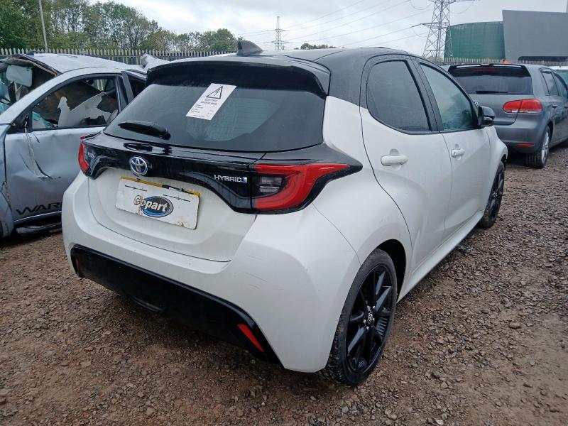 2022 TOYOTA YARIS DYNAMIC HEV CVT 