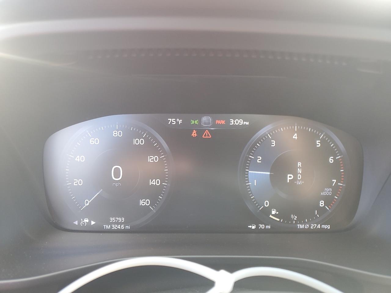 2019 Volvo Xc40 T5 Momentum VIN: YV4162UK1K2074820 Lot: 84550215