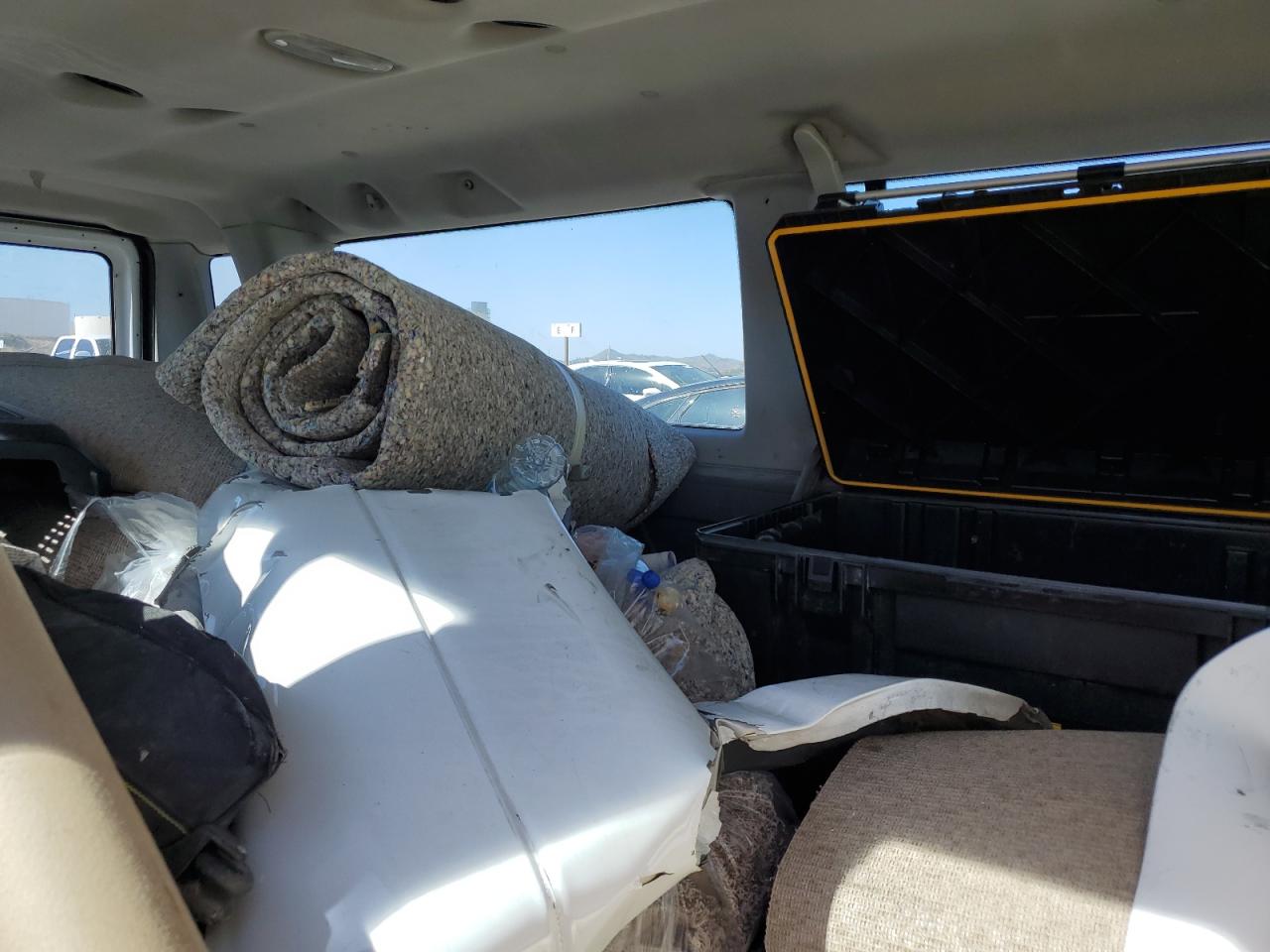 2008 Ford Econoline E350 Super Duty Wagon VIN: 1FBSS31LX8DA86570 Lot: 82287205