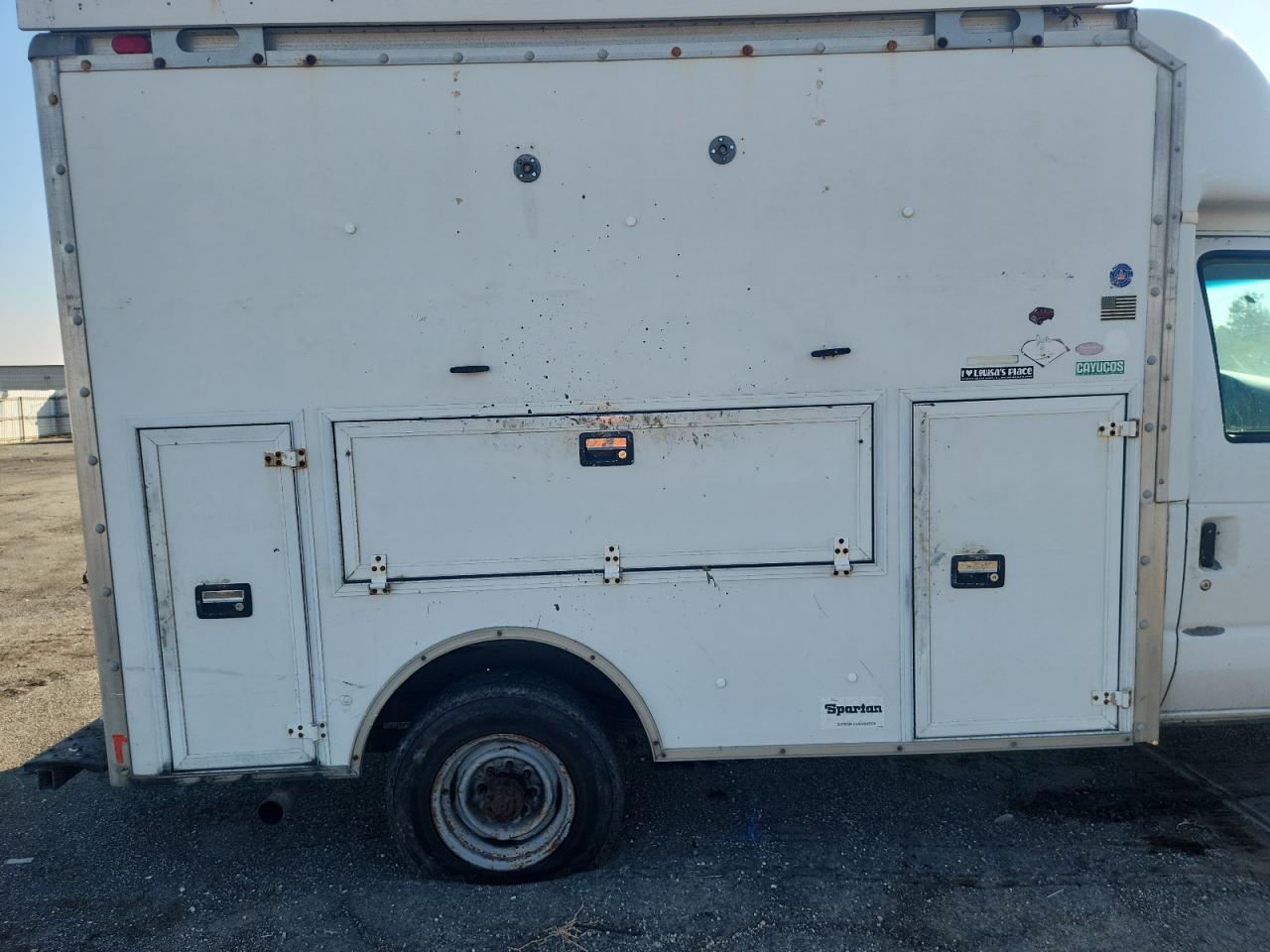 2004 Ford Econoline E350 Super Duty Cutaway Van VIN: 1FDSE35L14HA21926 Lot: 84967665