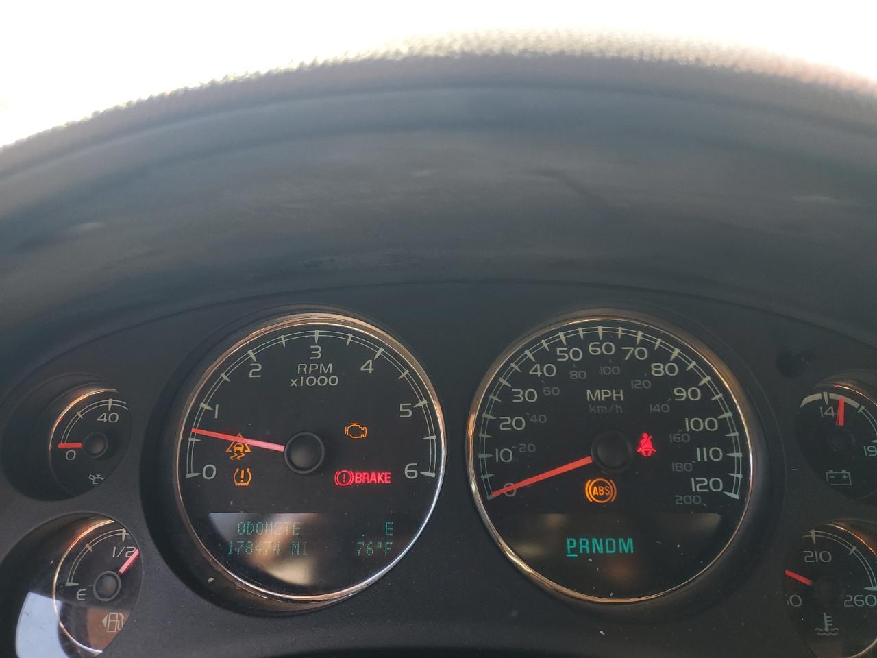 2011 GMC Yukon Denali VIN: 1GKS2EEFXBR172634 Lot: 84973155