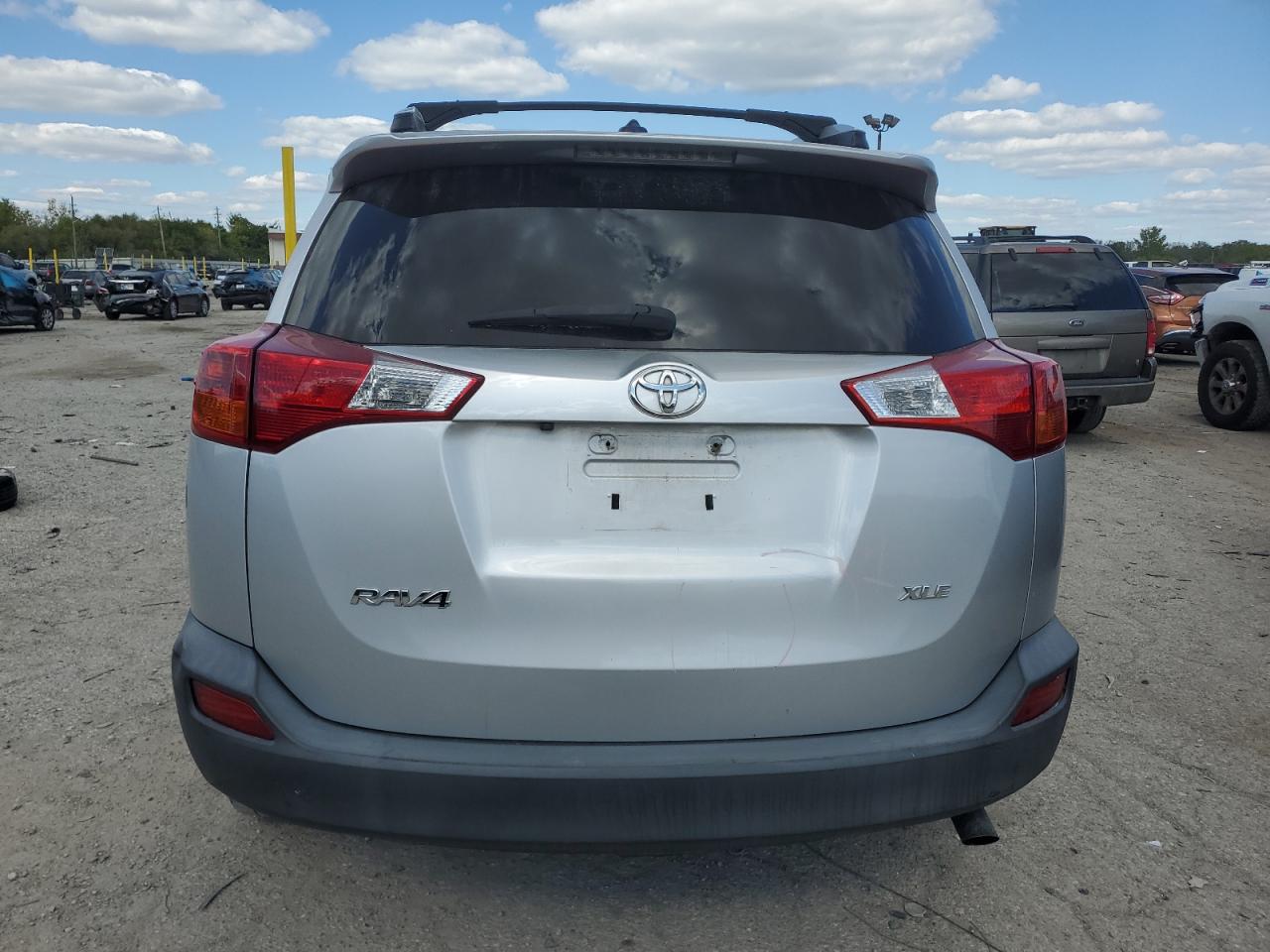 2015 Toyota Rav4 Xle VIN: 2T3WFREV5FW229019 Lot: 85552635
