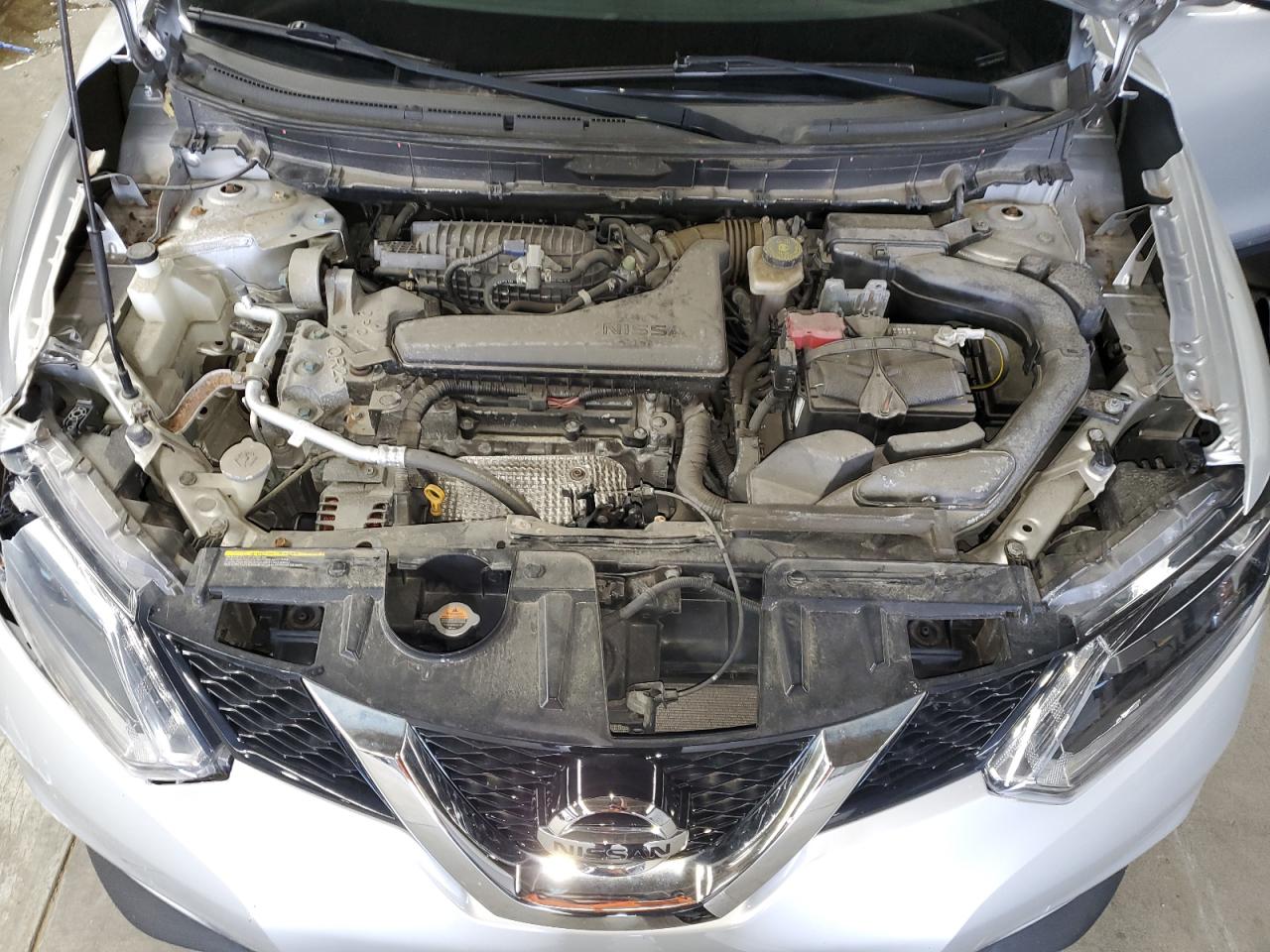 2015 Nissan Rogue S VIN: KNMAT2MV9FP586744 Lot: 82206135