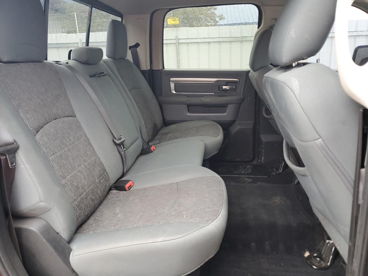 2017 Ram 1500 Slt VIN: 3C6RR7LT5HG669181 Lot: 82313025