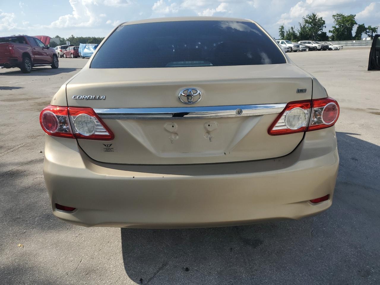 2011 Toyota Corolla Base VIN: 2T1BU4EE3BC708910 Lot: 81967085