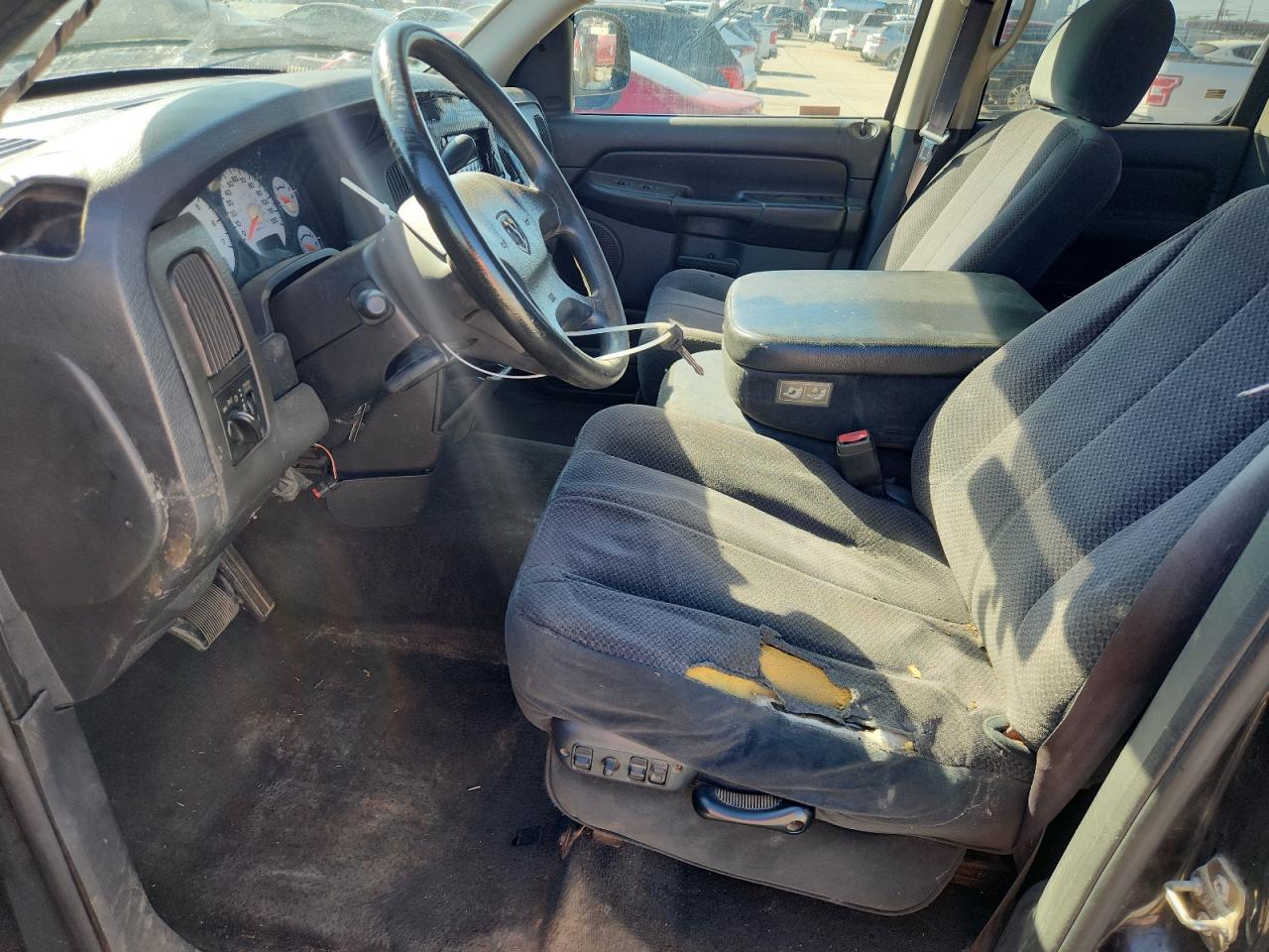 2003 Dodge Ram 1500 St VIN: 1D7HA18N83J586411 Lot: 86676195