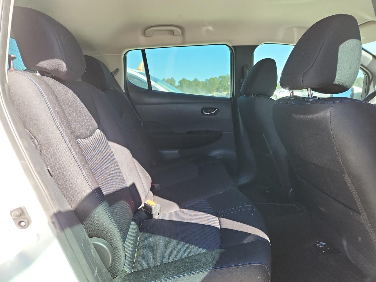 2018 Nissan Leaf S VIN: 1N4AZ1CP1JC302251 Lot: 86273985