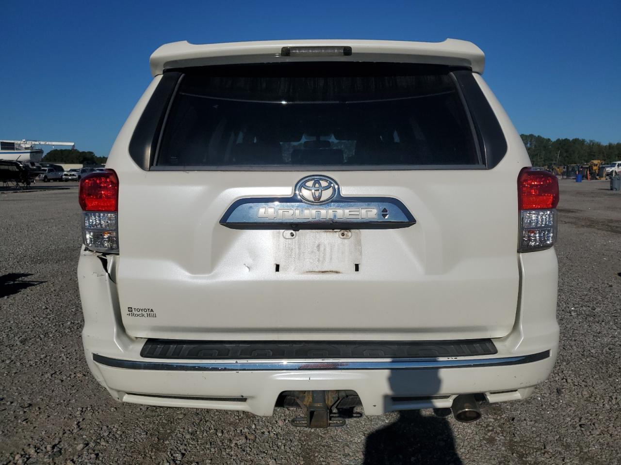 2010 Toyota 4Runner Sr5 VIN: JTEBU5JR0A5004928 Lot: 82357595