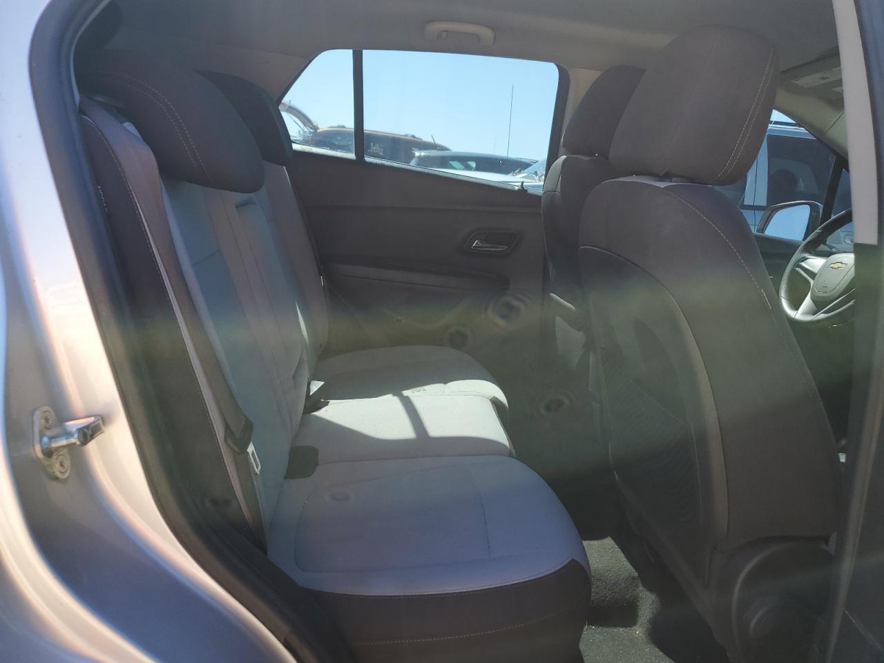2017 Chevrolet Trax Ls VIN: KL7CJKSB5HB153295 Lot: 82480585
