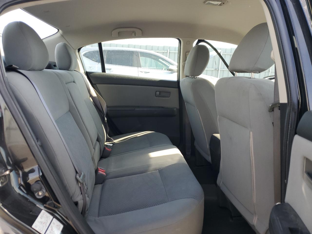 2011 Nissan Sentra 2.0 VIN: 3N1AB6AP8BL690053 Lot: 85193735