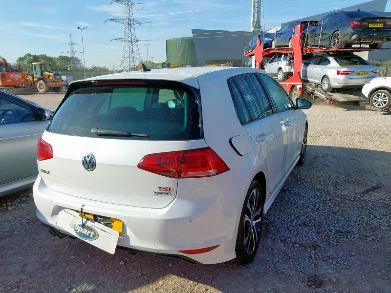 2016 VOLKSWAGEN GOLF R-LINE TSI ACT BMT 