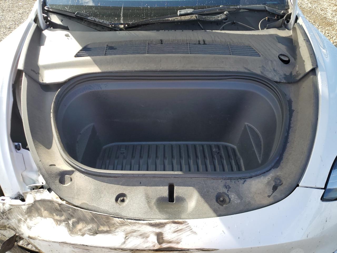 2022 Tesla Model Y VIN: 7SAYGDEE8NA021181 Lot: 84993315