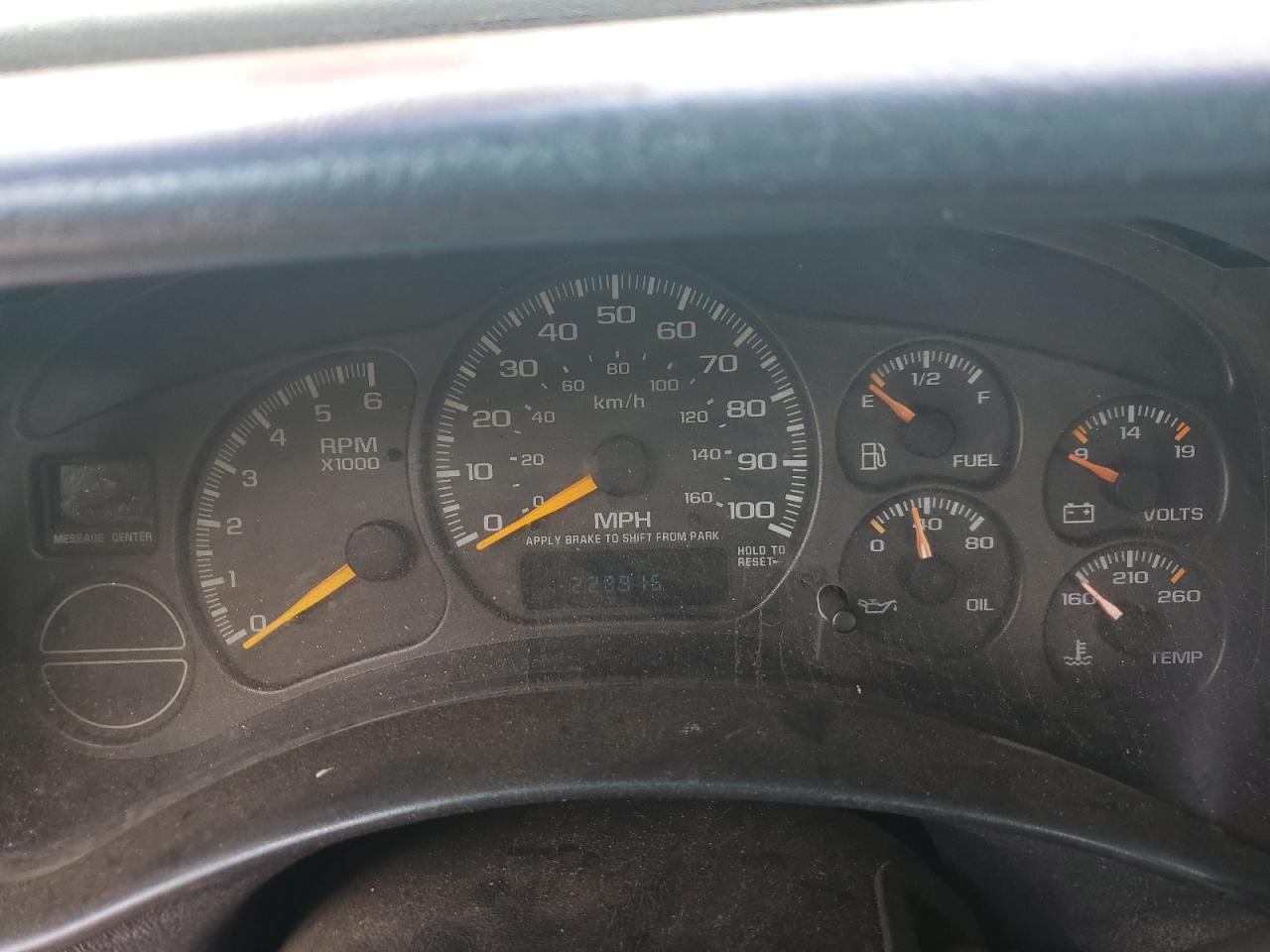1999 Chevrolet Silverado C1500 VIN: 2GCEC19W0X1286795 Lot: 84632335