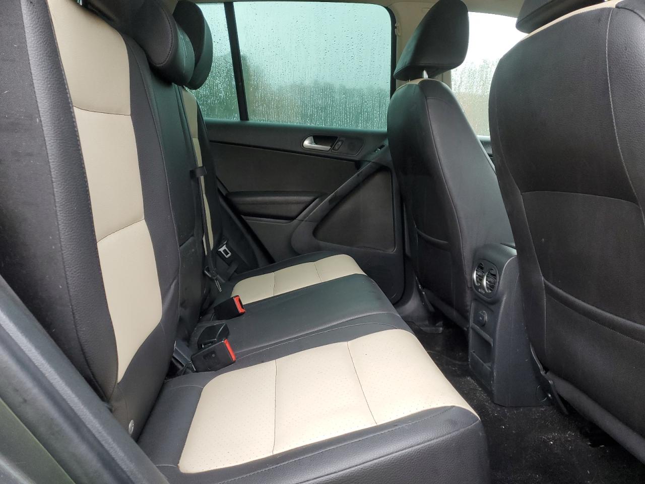 2016 Volkswagen Tiguan S VIN: WVGAV7AX0GW574191 Lot: 85672445