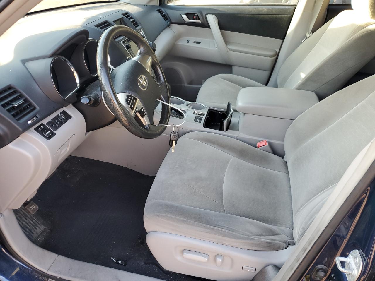 2013 Toyota Highlander Base VIN: 5TDBK3EH9DS199541 Lot: 84467635