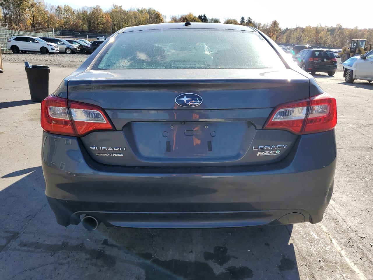 2015 Subaru Legacy 2.5I Limited VIN: 4S3BNAJ66F3053442 Lot: 87427015
