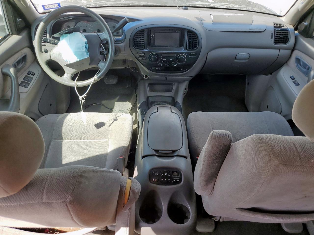 2003 Toyota Sequoia Sr5 VIN: 5TDZT34A73S204475 Lot: 82291925