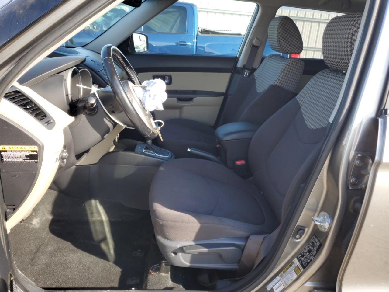 2013 Kia Soul + VIN: KNDJT2A61D7561993 Lot: 84272675